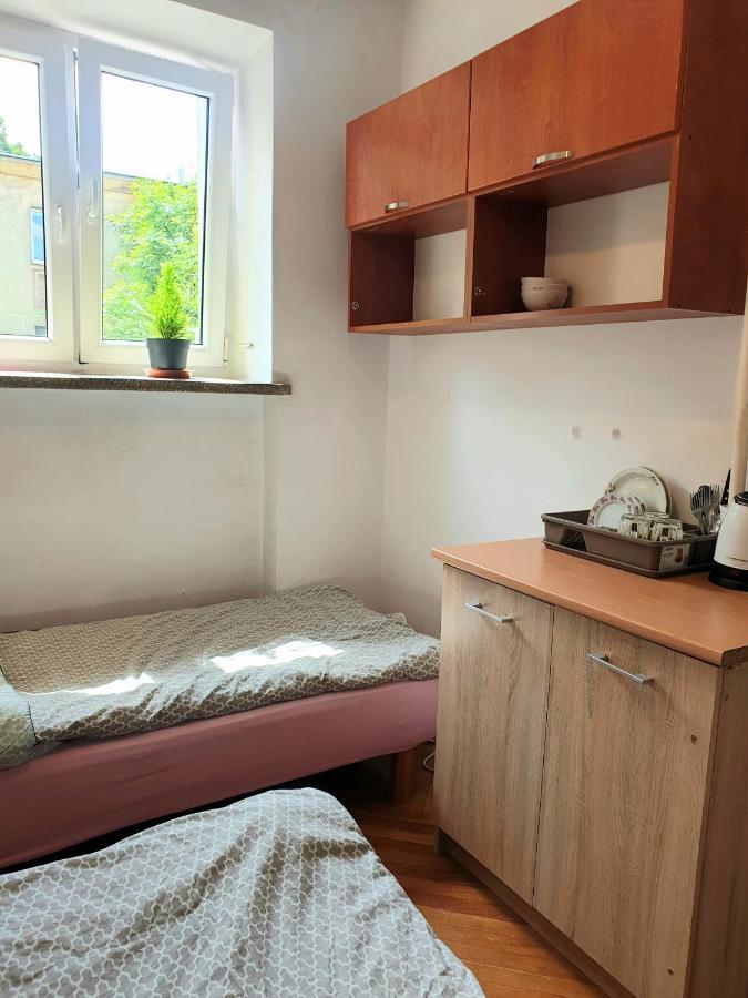 Rooms By Kino Femina Варшава Экстерьер фото